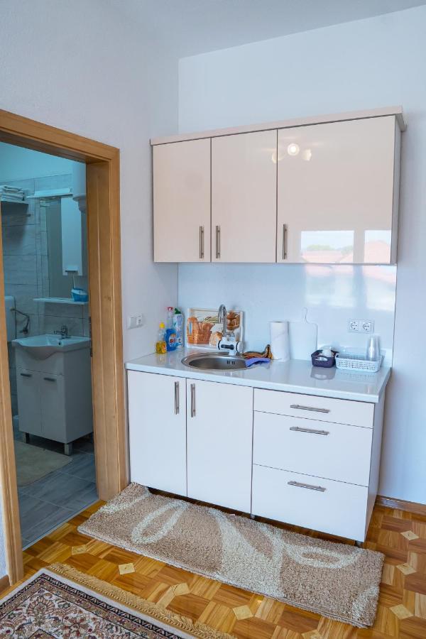 Apartmani Hadzic Zivinice Bagian luar foto