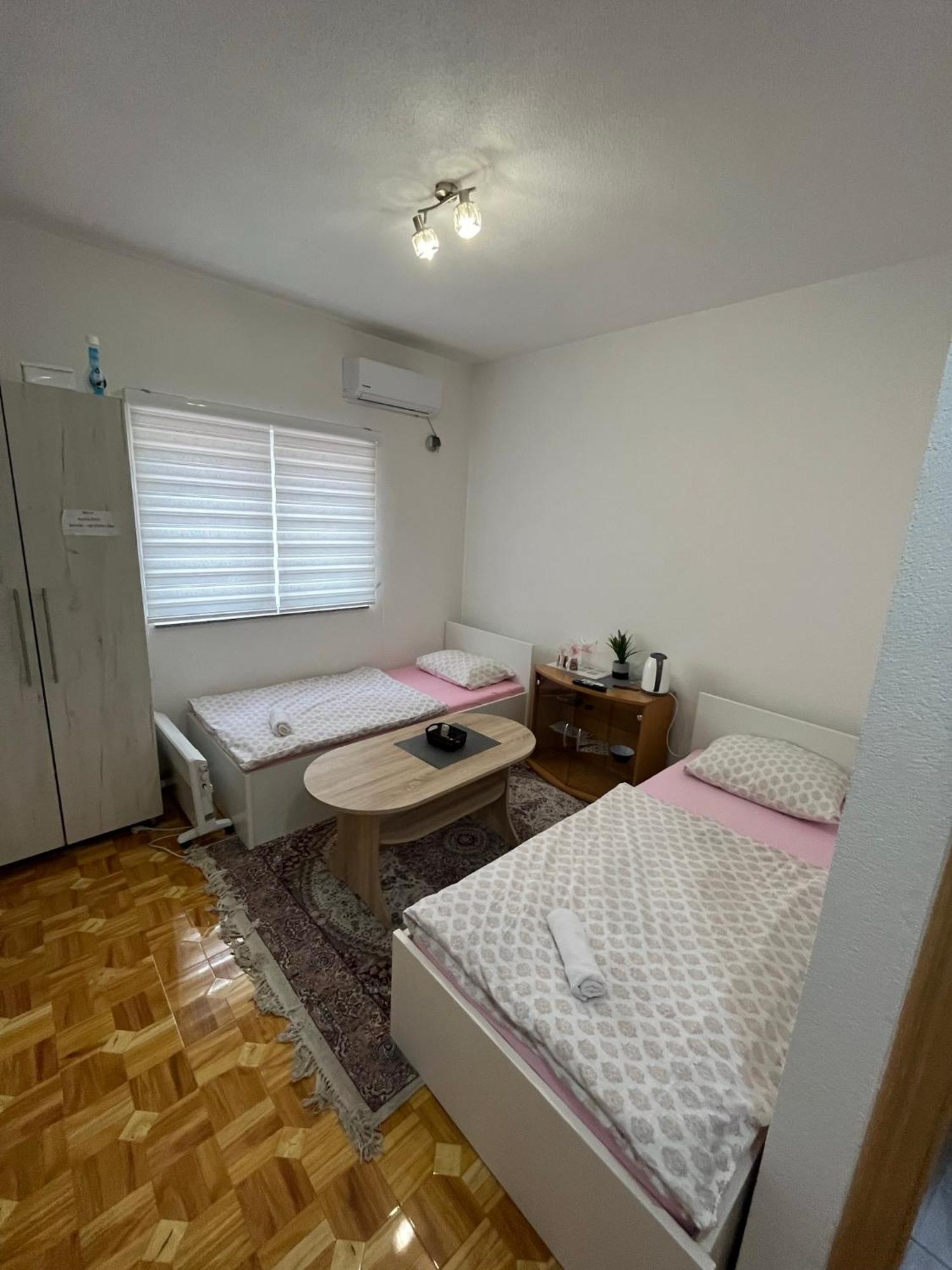 Apartmani Hadzic Zivinice Bagian luar foto