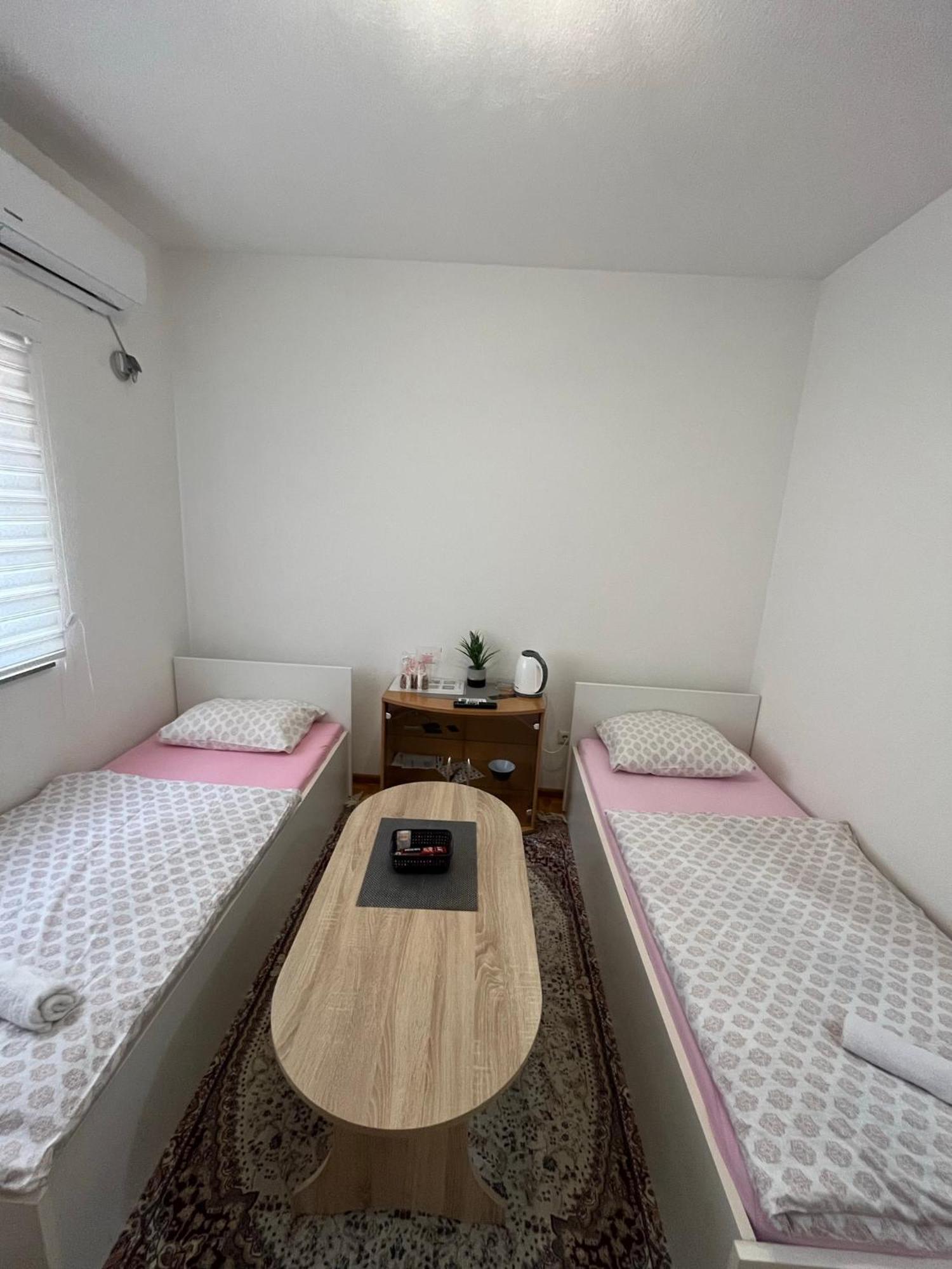 Apartmani Hadzic Zivinice Bagian luar foto