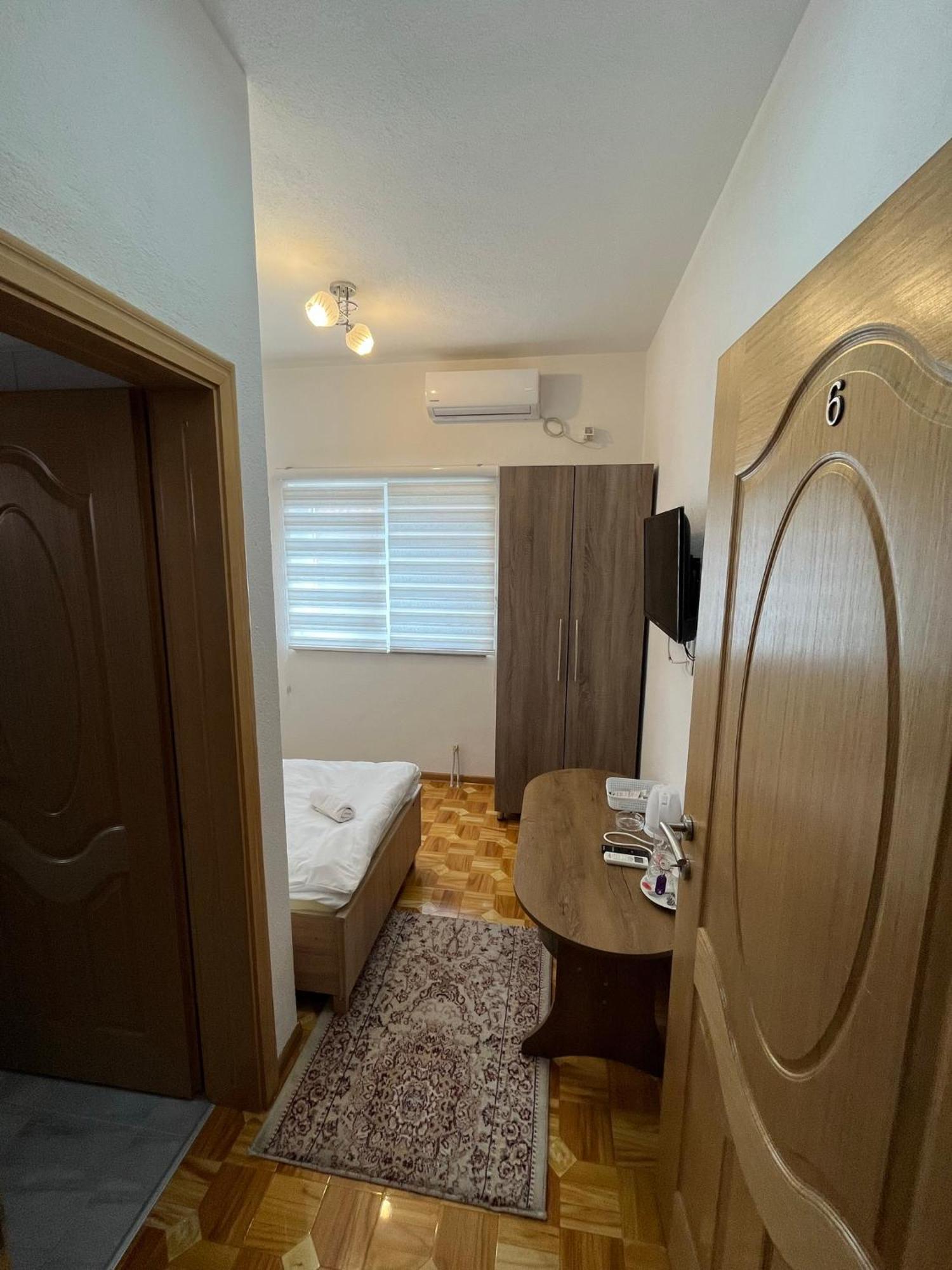 Apartmani Hadzic Zivinice Bagian luar foto